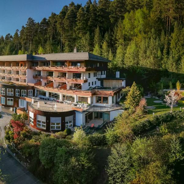 Wellnesshotel Sonnenhalde Tonbach - mitten in der Natur